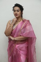Ester Noronha Pictures